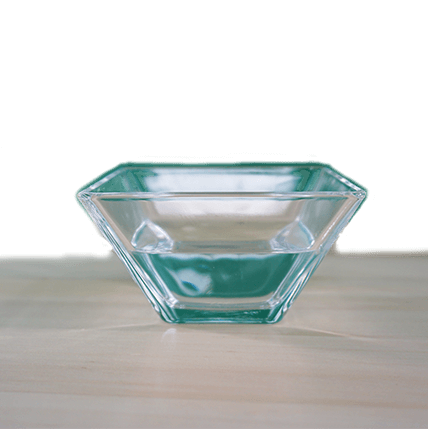 glass bowl, dreieckige Schale, durchsichtiges Glas, Zier- oder Servierschale, Küchengerät